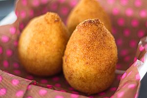 (2014-11-22) La Donosti - Agudos - Coxinha de Leitoa Romerito Pontes (15870107515)