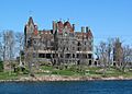 1000 Islands. Boldt Castle - St Lawrence River, USA - panoramio
