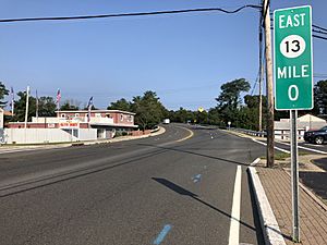 2018-09-19 16 05 37 View east along New Jersey State Route 13 and Ocean County Route 632 (Bridge Avenue) just west of Rue Lido and Hollywood Boulevard in Point Pleasant, Ocean County, New Jersey