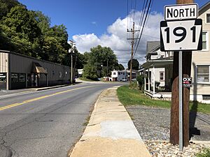 2022-09-28 13 01 34 View north along Pennsylvania State Route 191 (First Street) just north of Messinger Street in Bangor, Northampton County, Pennsylvania