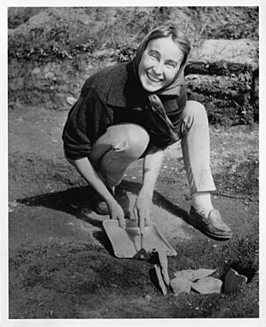 Anne Stine Moe Ingstad (1918-1997) (5494474208)