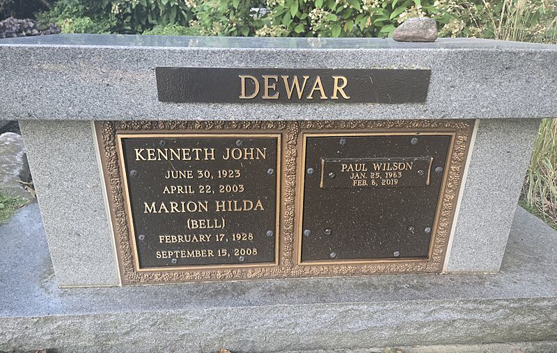 Dewar grave site