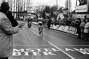 Eddy Merckx, Amstel Gold Race 1975 finish