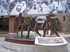 French connection statue