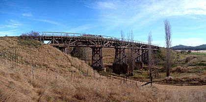 Ingalara Creek bridge.jpg