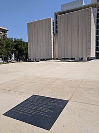 John Fitzgerald Kennedy Memorial by Philip Johnson, Dallas, Texas (41064846695)