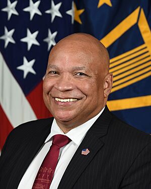 Maynard Holliday (2).jpg