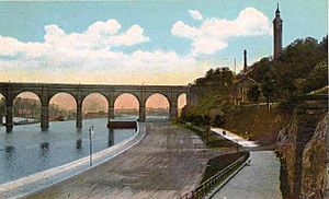 Photomechanical print of the Harlem River Speedway in the early 20th century