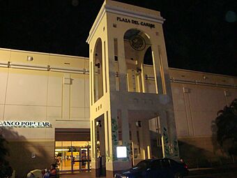 Plaza del Caribe, Ponce By-pass, Barrio Playa, Ponce, Puerto Rico, mirando al oeste