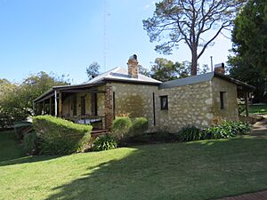 Smirk Cottage, Medina, May 2021 02