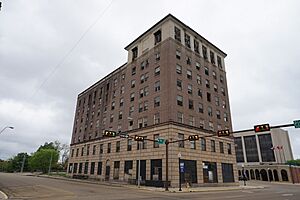 Texarkana April 2016 017 (Hotel Grim)