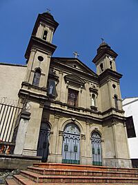 2019 Medellín - Fachada de la iglesia de San Antonio