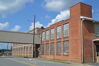 Acme-McCrary Hosiery Mills No. 2.jpg