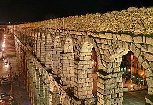 Acueducto Segovia noche