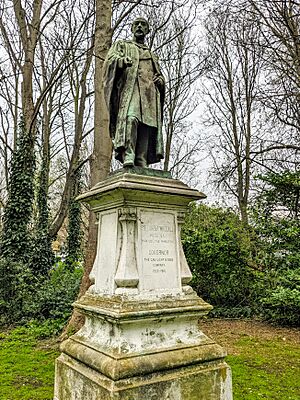 Bromley-by-Bow Gasworks Memorial Garden - statue of Sir Corbet Woodall - 2022-03-28