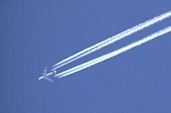 Contrail.bristol.four-engined.arp