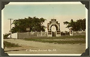 StateLibQld 2 242195 War Memorial Park arch over the gate at Ayr, 1937-1938
