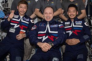 The Soyuz MS-20 crew (cropped).jpg