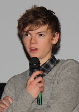 Thomas Brodie Sangster Facts for Kids