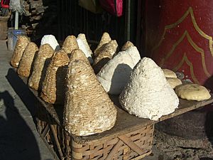 Tibetan cheeses - Zhongdian Market (4150211480)