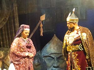 "Əmir Teymur" tamaşası (Azərbaycan Dövlət Akademik Milli Dram Teatrının tamaşası, 22 iyun 2014-cü il)