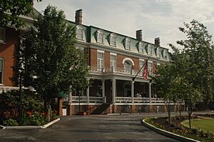 ABINGTON HISTORIC DISTRICT