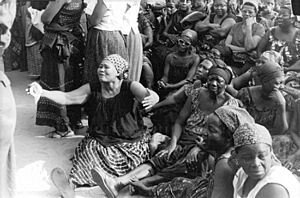 African-women-mourn-president-Olympio-1963-142353797830