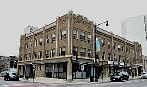 Corner View of the Covent Hotel in Chicago, Illinois