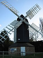 Cromer Windmill - geograph.org.uk - 109693.jpg