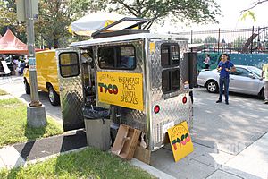 District Taco Truck (4955912859)