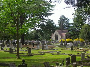 East Sheen cemetery (geograph 2267129)