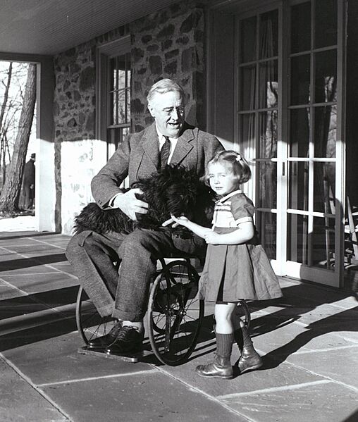 FDR-Wheelchair-February-1941 (cropped)