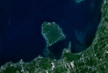 Georgina Island Landsat 7.png