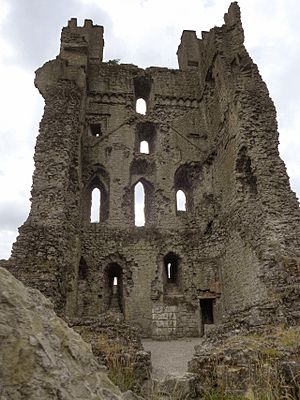 Helmsley Castle, East Tower (geograph 2555327)