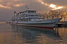 Lausanne (ship, 1991) at CGN harbour Lausanne-Ouchy 2007-12-16