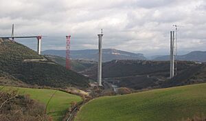 Millau Viaduct construction south
