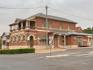 PARKES-POST-OFFICE-NSW-NOV-2019.jpg