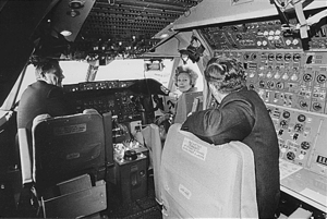 Pat Nixon in first 747
