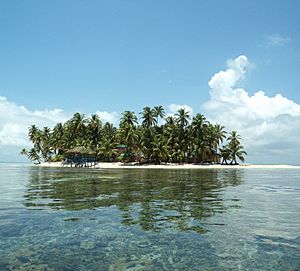 Pearl Cays Pearl Lagoon.jpg