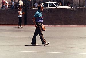 Peter Jennings softball 1984