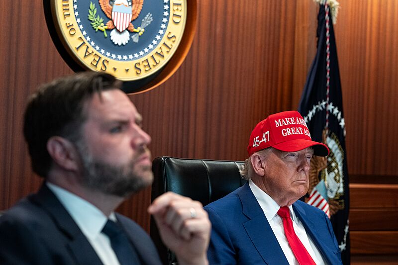 Trump situation room 6-21-25