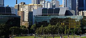 Tumbalong Park DSC08472 (cropped).jpg
