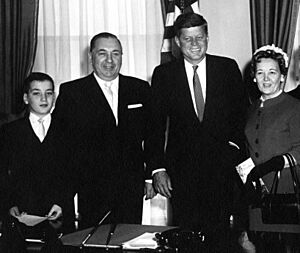 William Daley in the Oval Office with his parents and President John F. Kennedy (1)