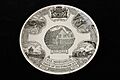 Witte schotel “U.S.A. BICENTENNIAL TOWN OF ROTTERDAM, N.Y. 1776 1976” met in zwart wapen en stadsgezichten, objectnr 67509