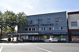 16586-Ladysmith Trading Company 02
