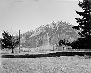 Cass view looking towards Mt Horrible, 1952 (cropped)