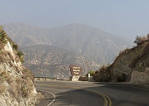 Entering Angeles National Forest on SR2 from the south 2014