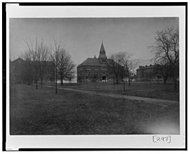 Exterior view of Graves(?) Hall, Morehouse College, Atlanta, Georgia LCCN99472398