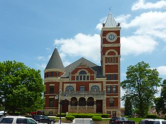 Green County Wisconsin courthouse.jpg