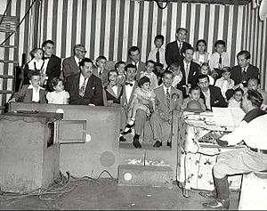 Howdy Doody peanut gallery famous fathers and kids circa 1948